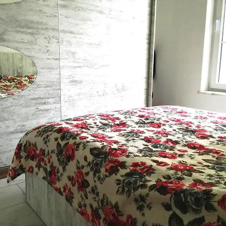Belka Golf Poolside Deluxe Apartamento *